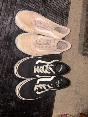 2-Pack Vans Old Skool Sneakers in Pink and Black